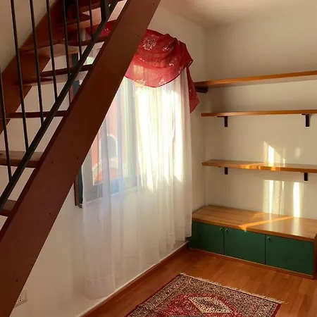 B&B Valva * Valva